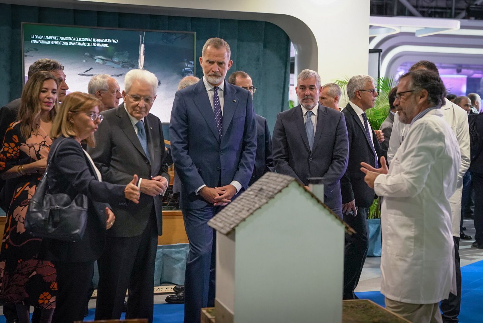 Il Presidente delle Isole Canarie, Fernando Clavijo, ha visitato il Museo della Scienza e della Tecnologia insieme al Re e al Presidente della Repubblica Italiana, presenti nelle isole per la celebrazione del Codec Europe.